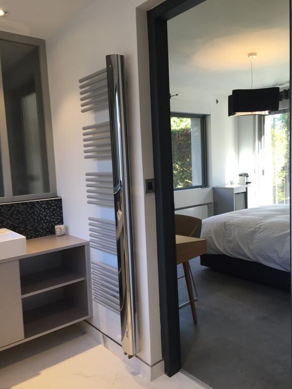Le Domaine Des Loups Hotel Souchez Bagian luar foto
